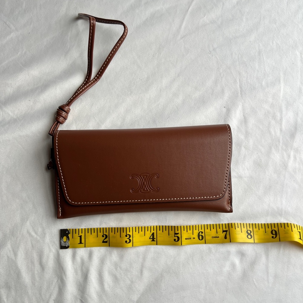 BRAND NEW AUTHENTIC Celine Sunglasses eyeglass Case Wristlet Brown Leather - Picture 7 of 9